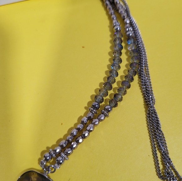 Elegant Silver and Navy Blue Pendant Necklace NWOT - Picture 7 of 7